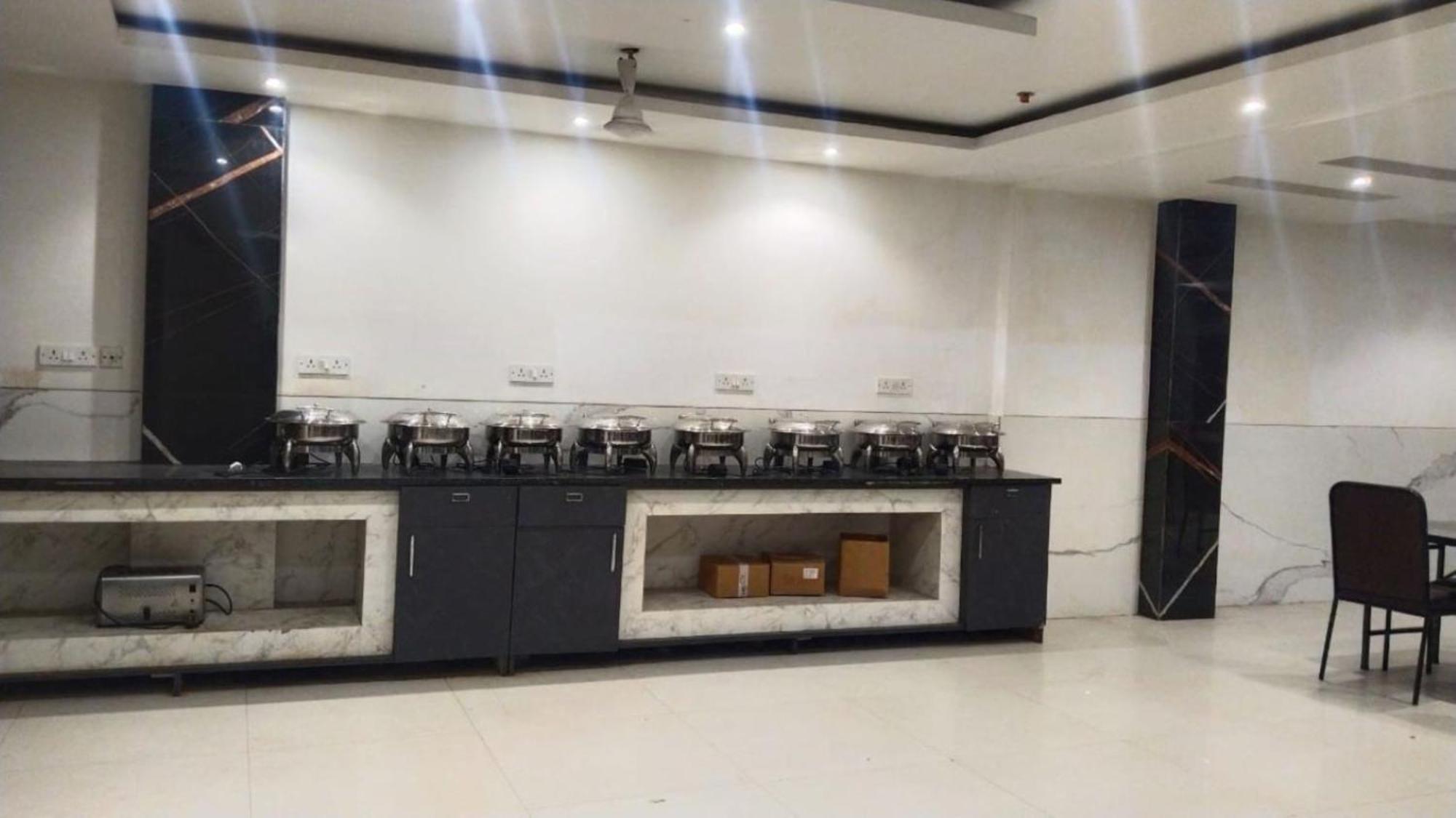 Hotel Aero Star By Star Group Nueva Delhi Exterior foto